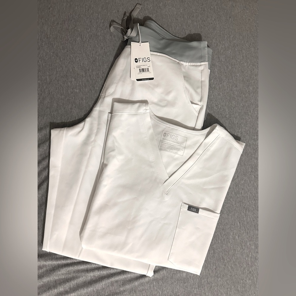 Figs Scrubs -Large/Tall high waisted Zamora pant -Large one pocket top